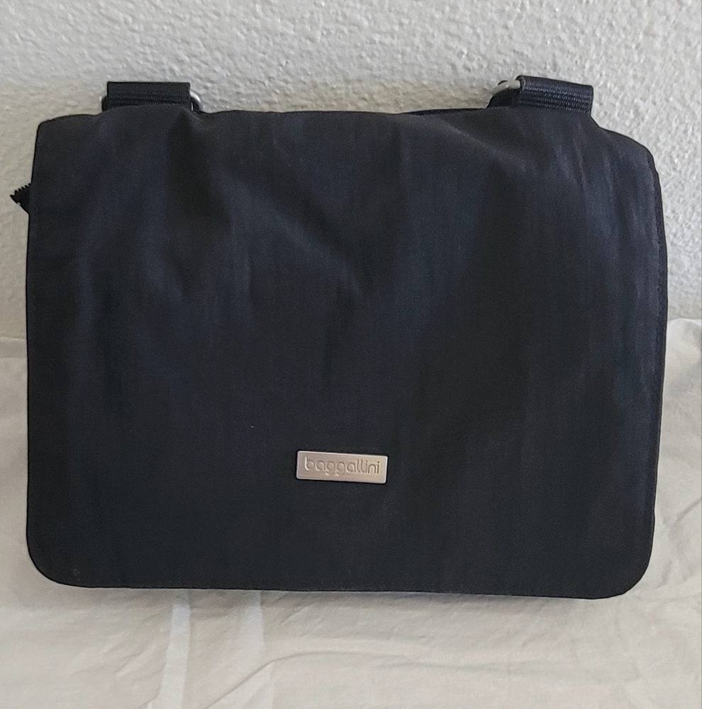 Black Baggallini Nylon purse crossbody bag